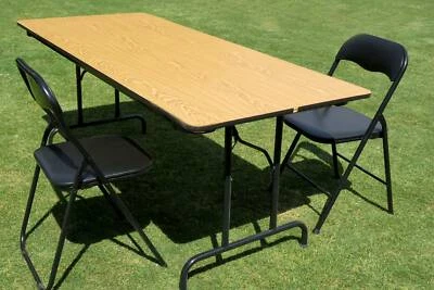 gumtree folding table and chairs