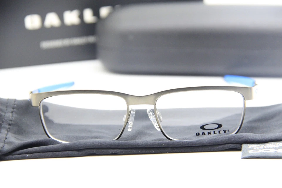 NUEVAS GAFAS OAKLEY OY 3002-0246 PLACA DE ACERO XS CROMADAS AUTÉNTICAS CON ESTUCHE 46-14 Foto 2 de 4