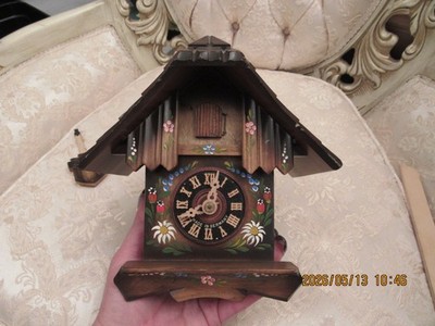 VTG Cuckoo Clock Schwarzwalder Whren-Zentrum Made in Germany Works