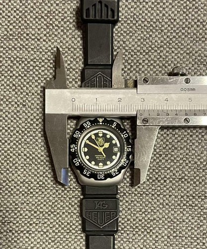 TAG Heuer Formula 1 Professional Black 