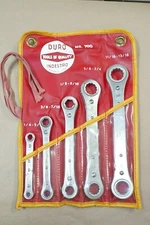 Duro Indestro Ratcheting Box Wrench Set - Inch Pattern - with case - 5 pc - USA