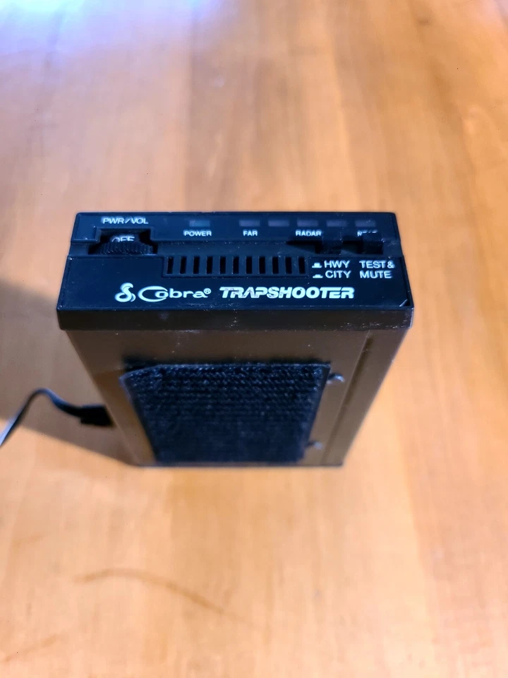 Cobra Trapshooter RD-3110 Radar Detector + Half The Power Cord No Mount Untested - Image 3 of 4