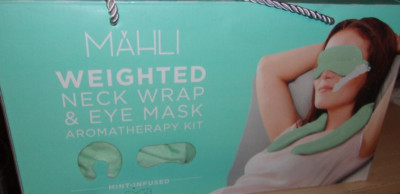 MAHLI WEIGHTED NECK WRAP & EYE MASK  AROMATHERAPHY KIT  MINT - INFUSED NEW