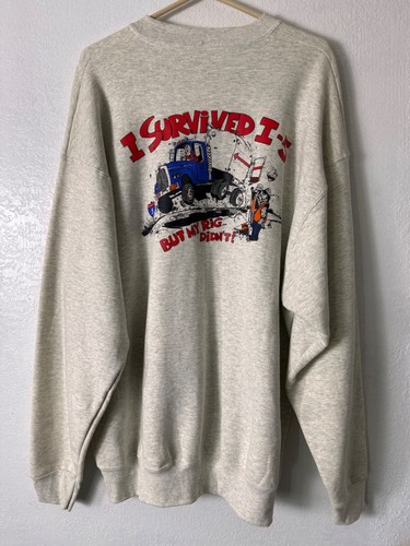 Sudadera Vintage Años 90 EE. UU. ""I Survived I5"" Gris Cuello Redondo 2XL Ancho Rara - Imagen 4 de 7