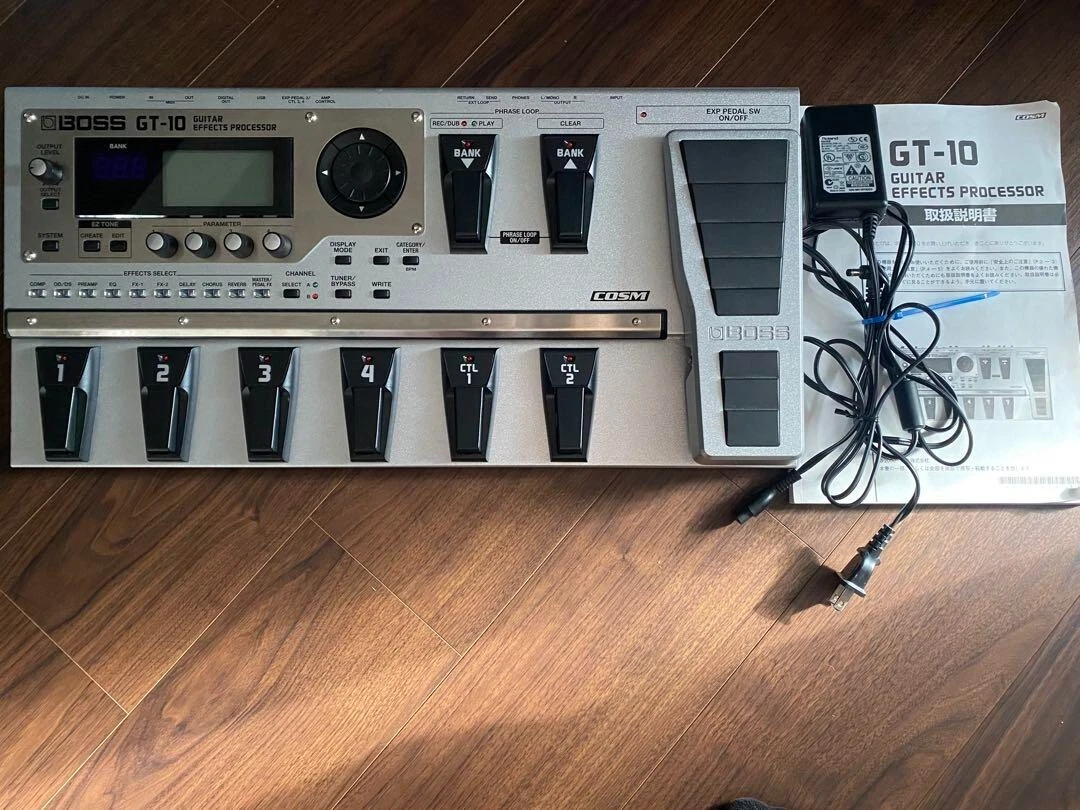 BOSS GT 10 Guitar Effects Processor Multi Effect good condition