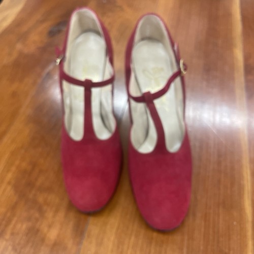Amazing Raspberry Suede Vintage Heels - Picture 12 of 12