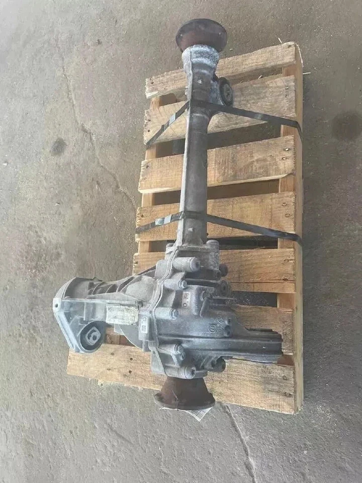 2013-2015 Audi Q7 Front Differential Carrier Assembly OEM - Image 2 of 3