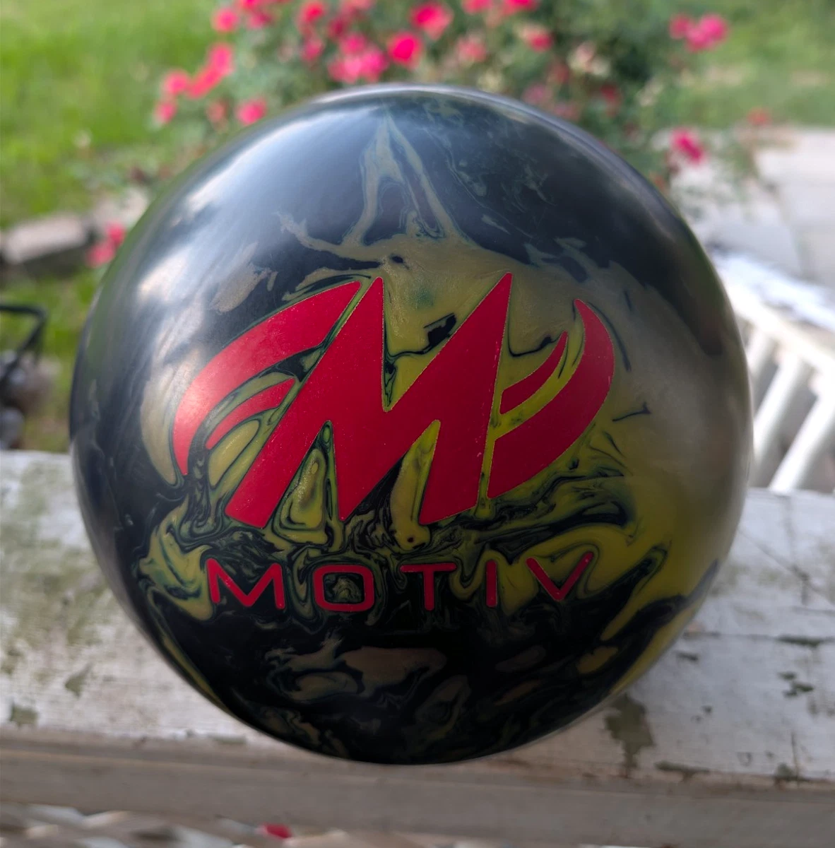 MOTIV 15 lbs Bowling Balls for sale | eBay