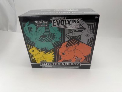 Pokémon TCG: Sword & Shield-Evolving Skies Elite Trainer Box