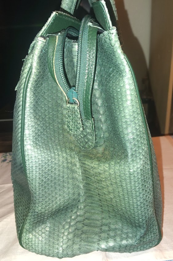 Vintage Authentic Python Snakeskin Handbag - Larg… - image 8