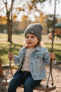 North Face G Cable Fish Beanie- Moonlight Ivory Kids One Size
