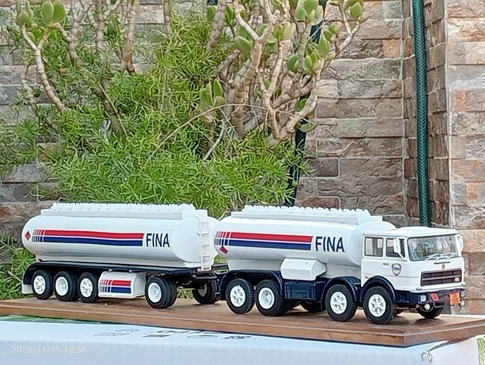 Camion/Truck Fiat 691n autotreno FINA De Agostini n0 GILA Ixo Altaya 1/43 - Immagine 2 di 4