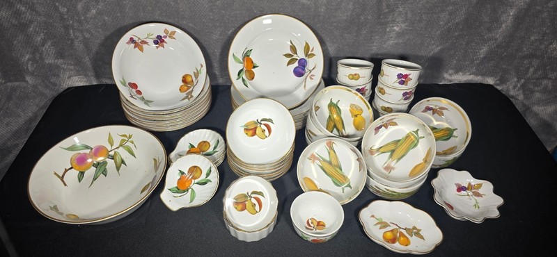 HUGE lot of Evesham Royal Worcester China  - VINTAGE- RARE- Collectible Items