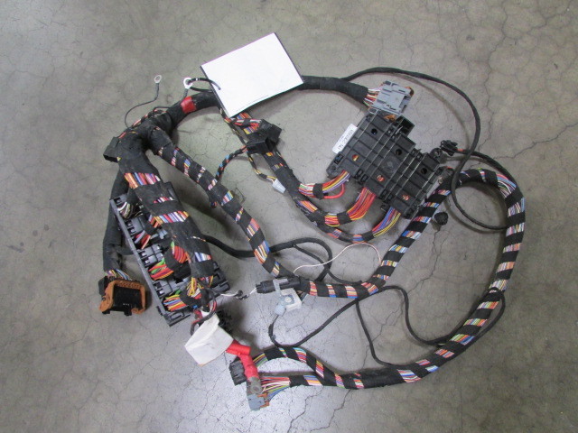 Maserati Quattroporte, Front Connect Cables, Used, P/N 235559