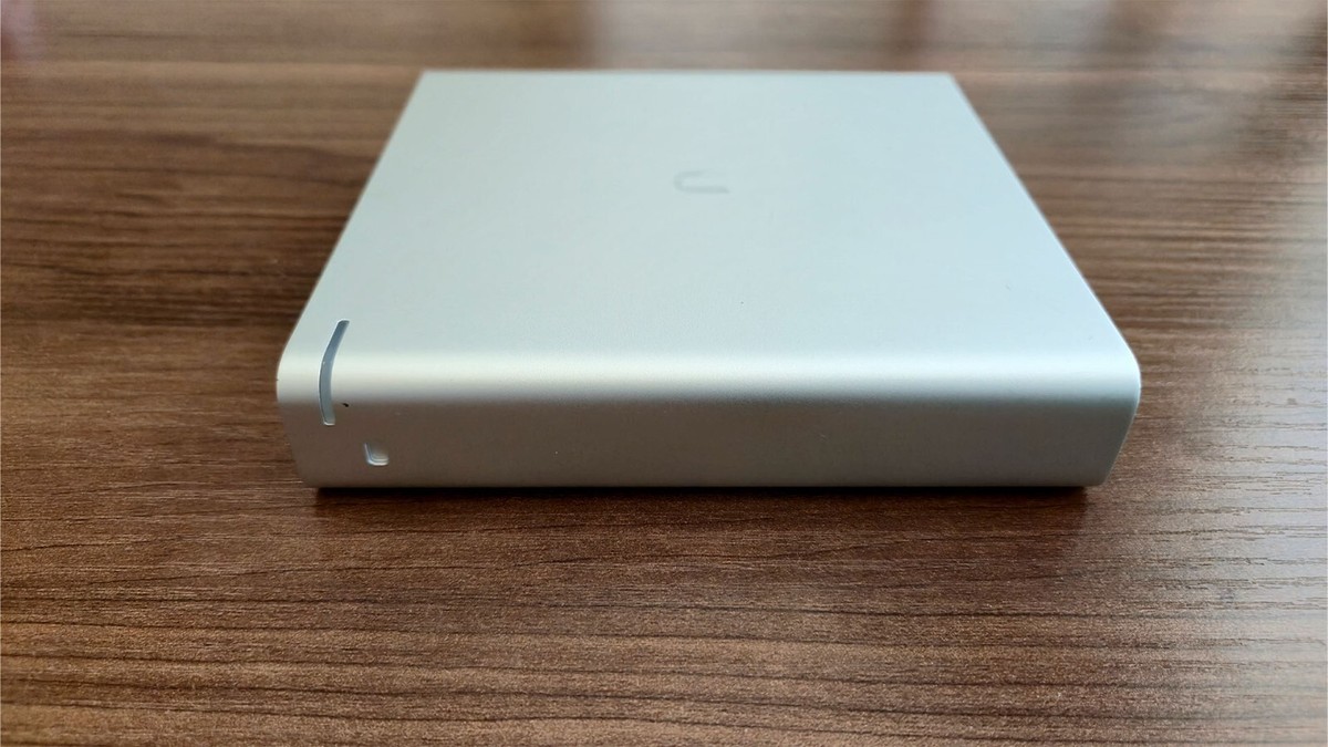 Ubiquiti UniFi Cloud Key Gen2 Plus Packet Networking Device