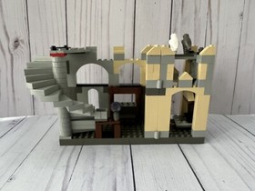 Lego # 4709 Harry Potter Hogwarts Castle w/ Instructions & Original Box