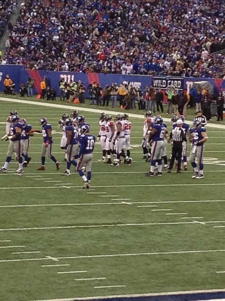 2 Tickets New York Giants vs Washington Commanders - 12/14/25 - 7th Row - Image 2 of 2