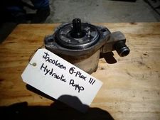 JACOBSEN G-PLEX III HYDRAULIC PUMP. GOOD TAKE OFF