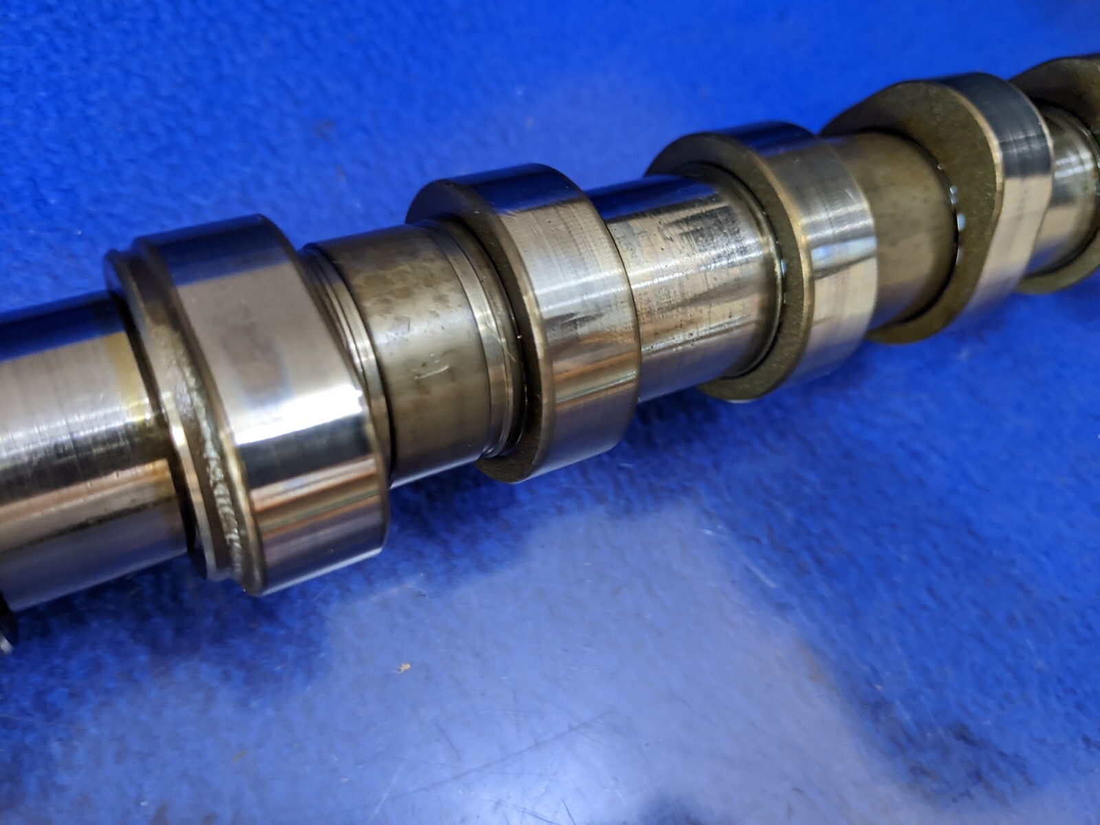 oem camshaft inlet right Bentley Continental 6.0 W12 intake cam shaft