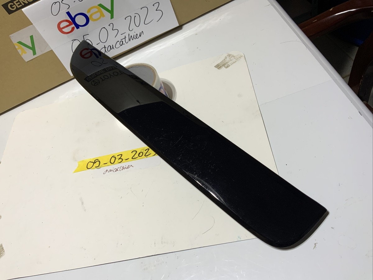 208-2022 Toyota Sequoia Left Back Glass Reveal Molding 75816-0C020