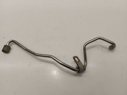 Volkswagen PASSAT B8 2016 Diesel Turbo Turbolader Ölrohr Schlauch 04L145771H