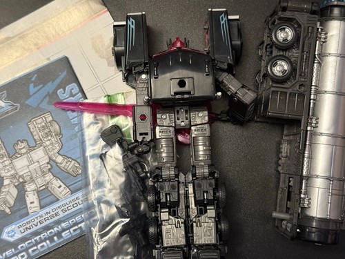 Transformers Legacy Leader Velocitron Scourge W/UPGRADES USED READ DESCRIPTION - Picture 2 of 3
