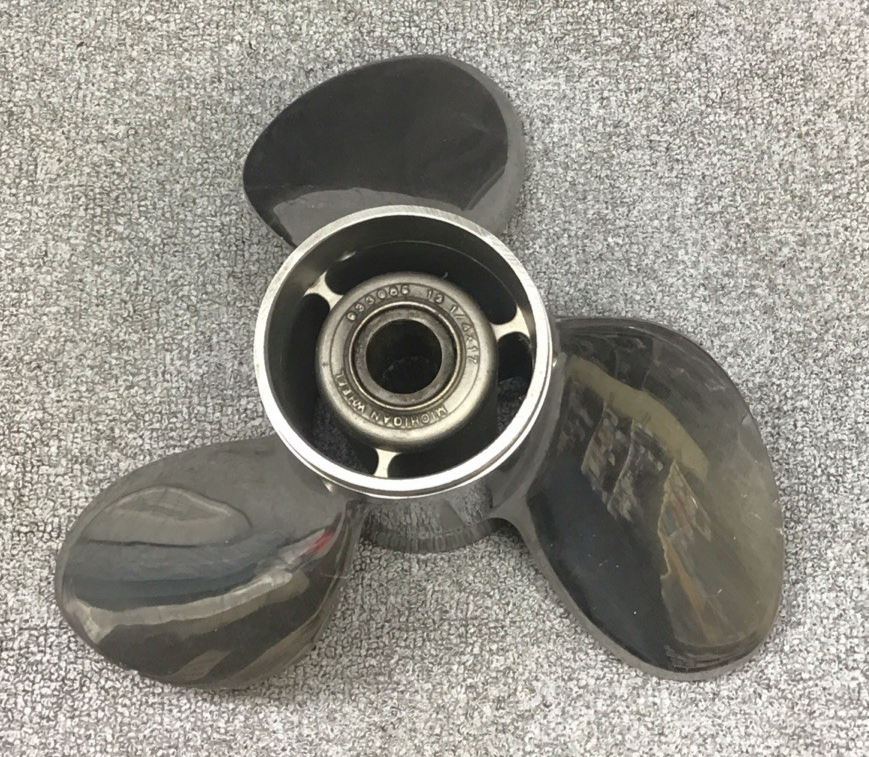 Michigan Wheel Rapture Prop 033085 13-1/4 X 17 Stainless Steel