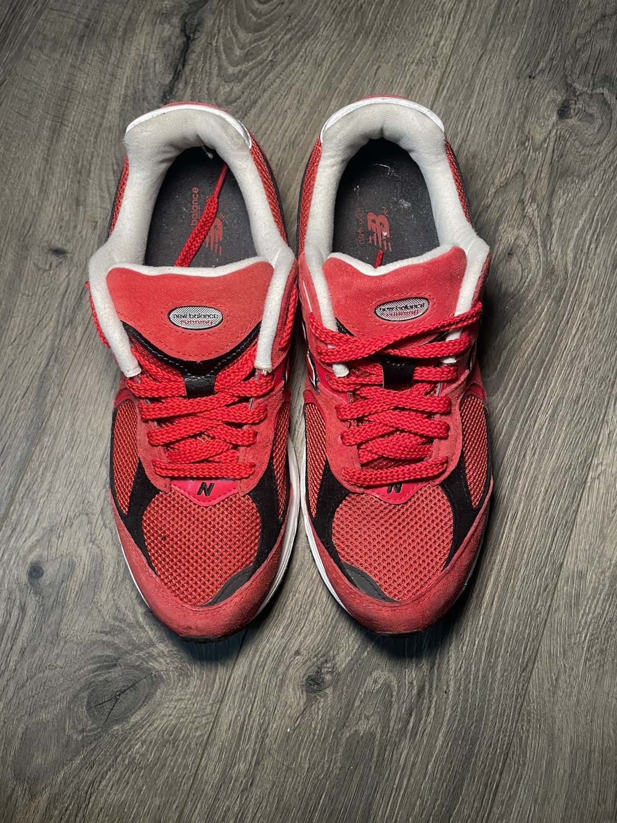 New Balance 2002r Red White Sneakers Men’s Size 7.5 thumbnail 5