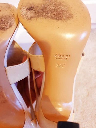 Gucci Women's Off White Patent Leather with Gold Horsebit Heels UK 3 EU 36 - Picture 11 of 14