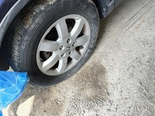 Used Wheel fits: 2009 Honda Cr-v 17x6-1/2 alloy 7 spoke Enkei manufacturer Grade