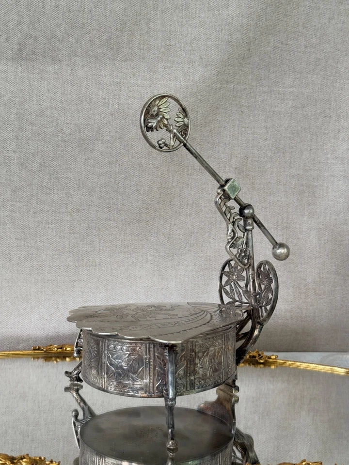 Antiguo Joyero Pairpoint Plateado - Movimiento Estético | Firmado Foto 2 de 4