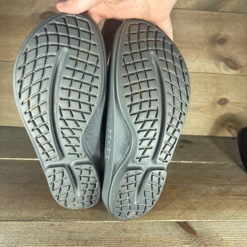 oofos oorginal womens size 7 shoes gray slip on thong recovery sandals - Picture 7 of 8