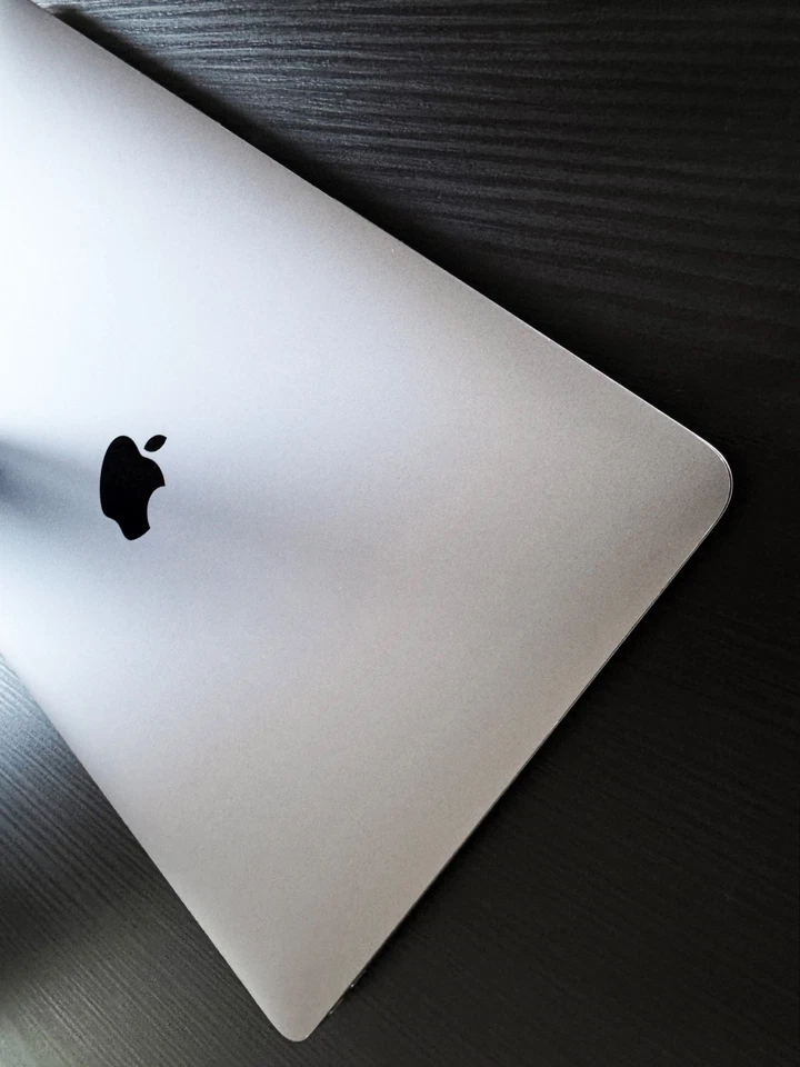 Apple MacBook Air 13" 2018 · i5 · 16GB · 256GB, Foto 2 von 5