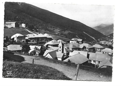 05 Creveux General View Youth Hostel and Hotel Pra Vesca