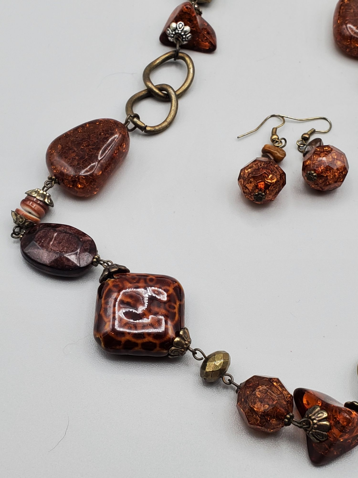 Brown Amber looking color multi shape beaded neck… - image 2