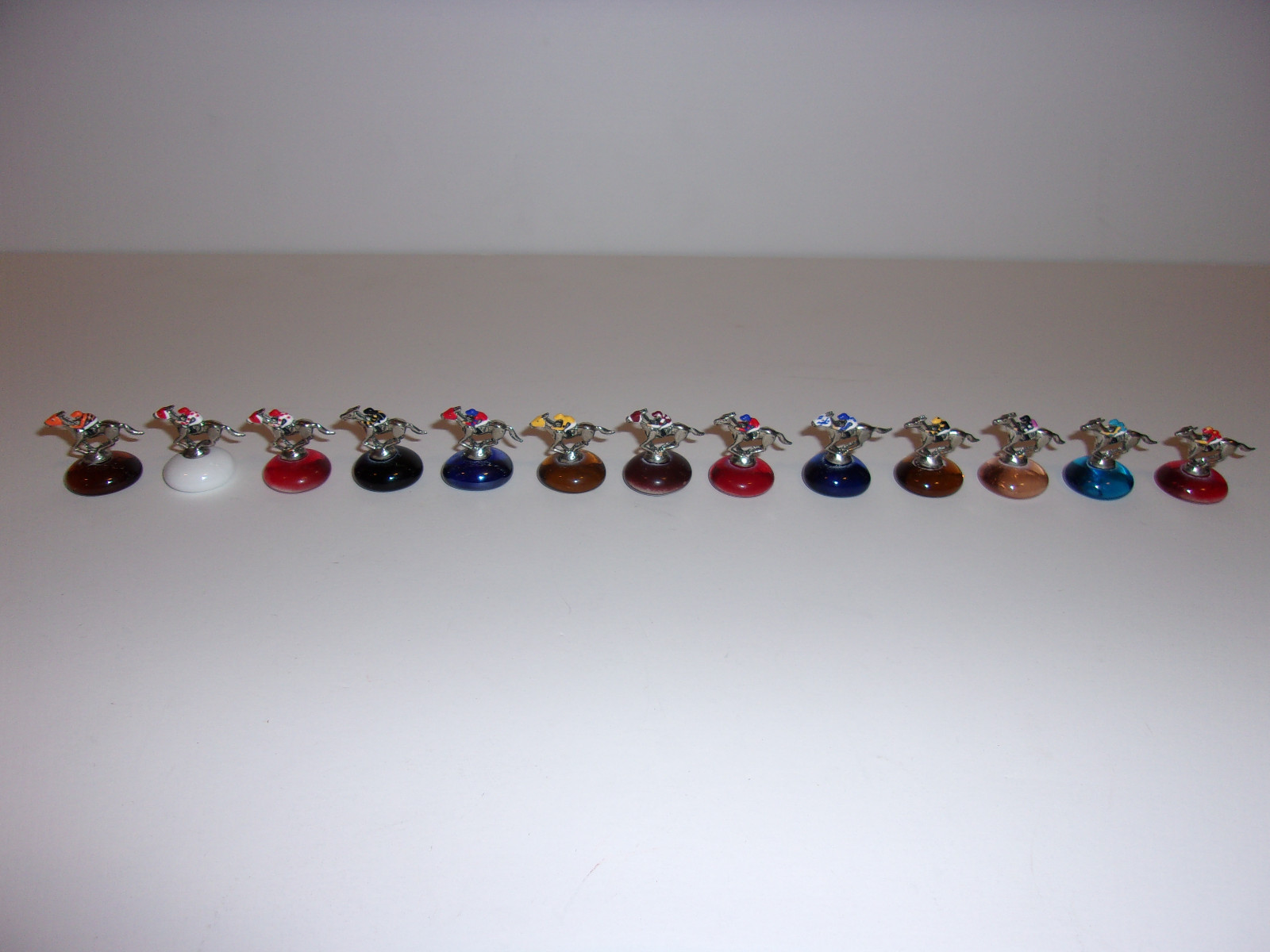 13 TRIPLE CROWN WINNERS MINIATURE FIGURINE HORSE RACING SET JUSTIFY SECRETARIAT