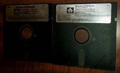 Wheel of Fortune! 1st & 2nd Edition 1987/88 Floppy Disks Only Share Data 