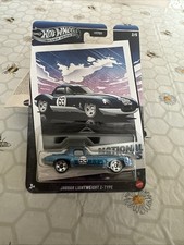 Hot Wheels Silver Series National Icons 2/5 - Jaguar Lightweight E-Type Car