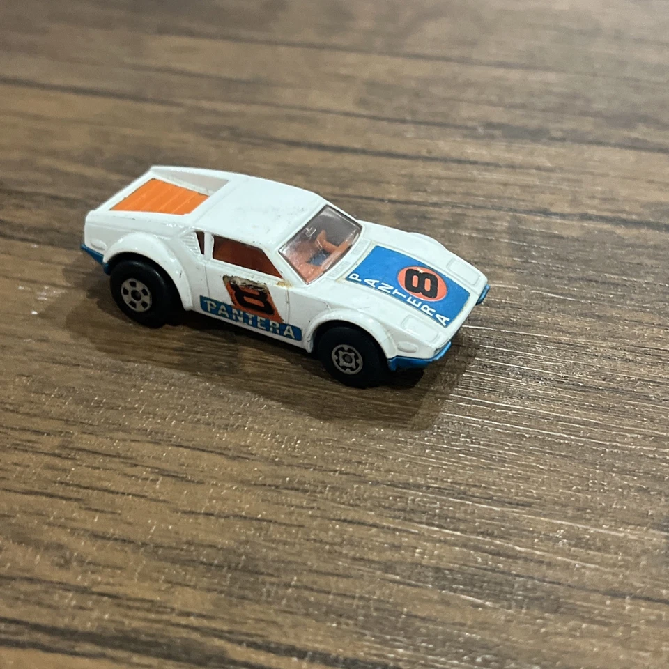 Винтажный Matchbox Superfast 1975 Белый De Tomaso Pantera No.8 Литой с Коробкой - Изображение 2 из 4