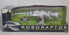 WowWee Roboraptor Remote Control Dinosaur   Interactive 32  Robot Toy