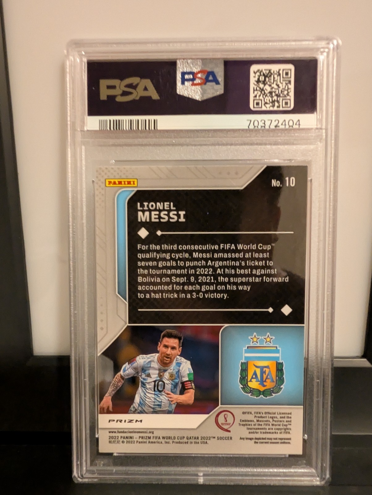 Panini Prizm World Cup Qatar 2022 Lionel Messi Scorers Club Silver #10 PSA 9 view 2