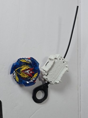 Beyblade Burst Evolution SwitchStrike Turbo Valtryek V3 Zenith Evolution