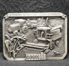 XD19161 NOS VINTAGE 1985 CASE - A FRESH TEAM FOR TODAY'S FARMER BELT BUCKLE