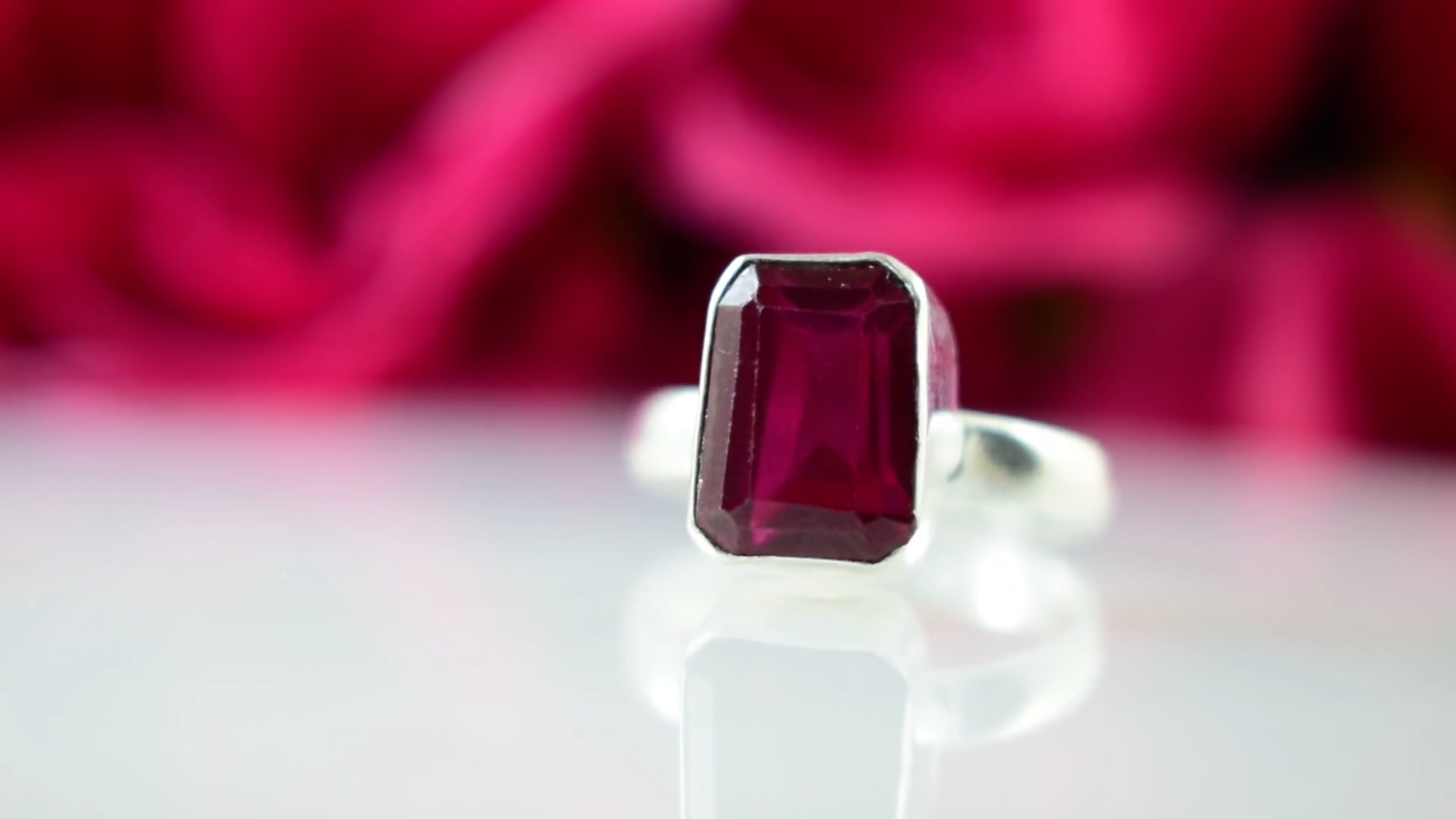 Emraed Red 8.70 Ct Natural Emerald Cut Utah Beryl Bixbite Red Emerald Gemstone ...
