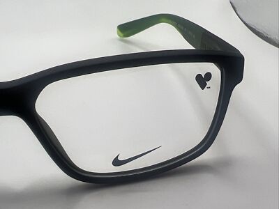 NIKE LIVE FREE 7092 001 55/14 140 blk men display picture 2