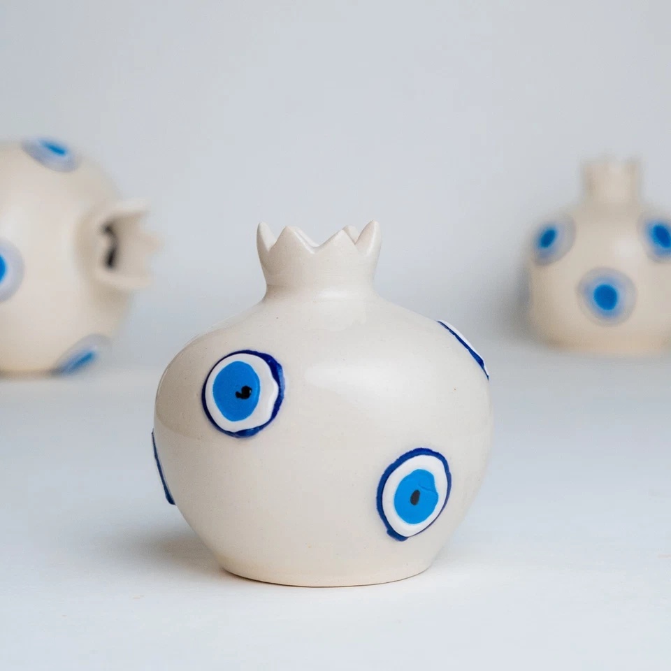 Jarrón de cerámica hecho a mano, jarrón decorativo de granada, soporte para incienso, mal de ojo Foto 4 de 4