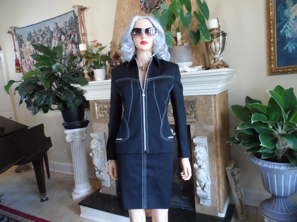 Traje Falda Versace Couture Lana Negra con Puntada Trapunto Plateada Talla EU 44- US 8 Foto 2 de 4