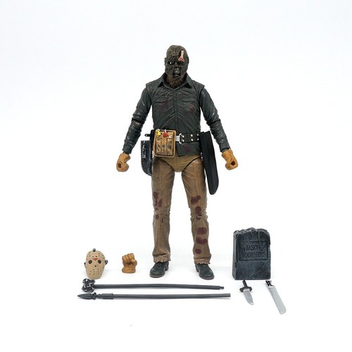 Modellino NECA Friday The 13th Part VI Jason Lives 7'' Ultimate Voorhees - Foto 2 di 11