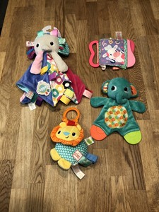 bright starts lion taggie