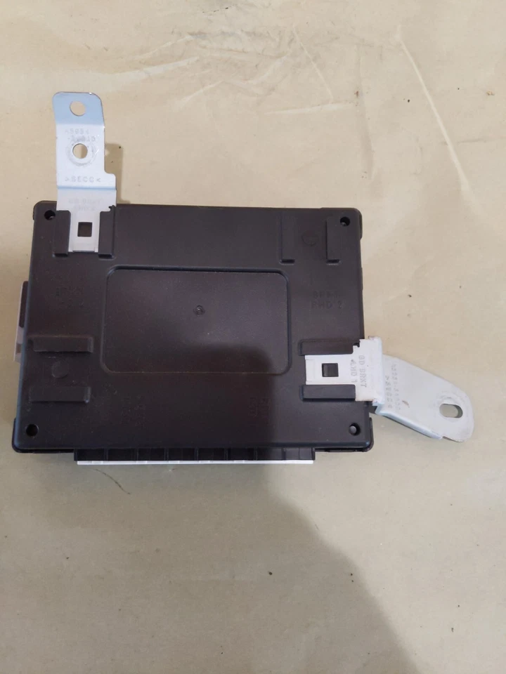 Hyundai Elantra GT 2016 2017 módulo de control de carrocería BCU BCM 95400-A5585 OEM 16 17 Foto 4 de 4